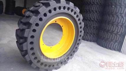 徐工、臨工、柳工等品牌裝載機專用23.5-25實心輪胎全面解析
