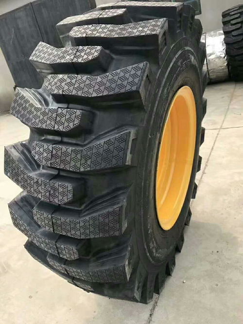 鏟車(chē)輪胎16 70 20全鋼半實(shí)心輪胎 性能、生產(chǎn)與市場(chǎng)解析